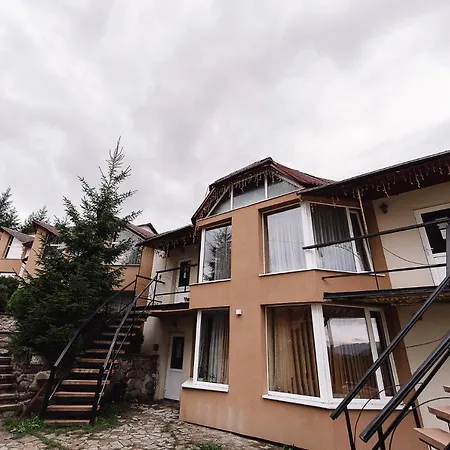 Toga Cottage Yablunytsya