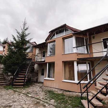 Toga Cottage Hotel *